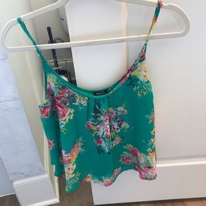 Green floral tank top-perfect for summer!